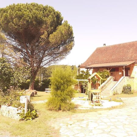 Gite "Las Casitas Du Lot" Dans Le Perigord Frayssinet-le-Gelat Bagian luar foto