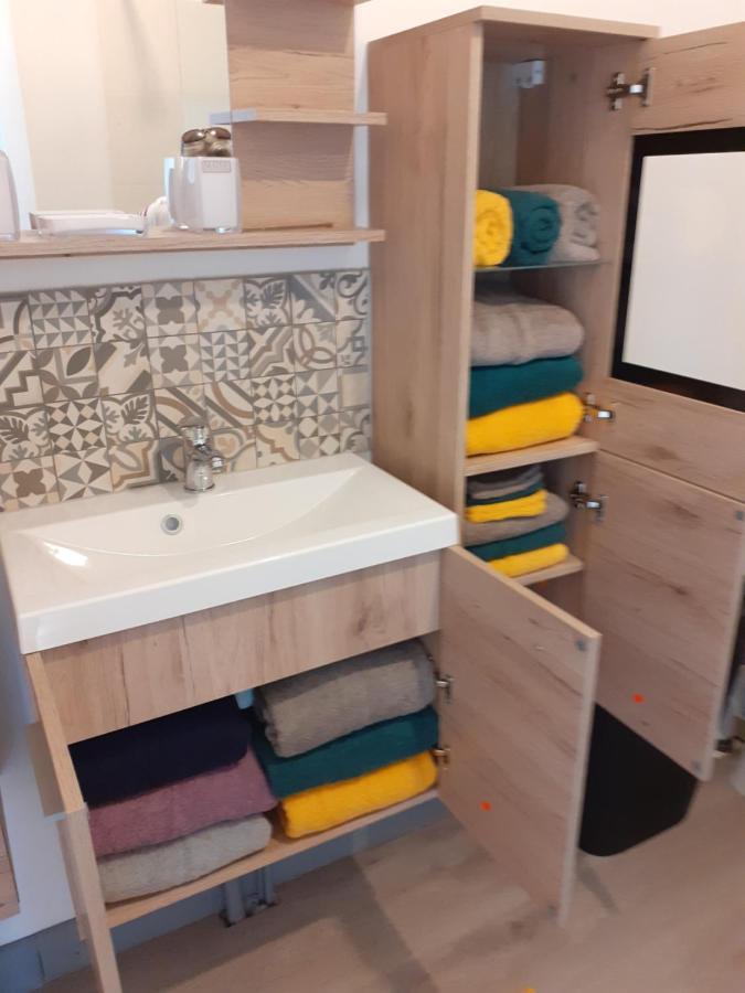 Gite "Las Casitas Du Lot" Dans Le Perigord Frayssinet-le-Gelat Bagian luar foto